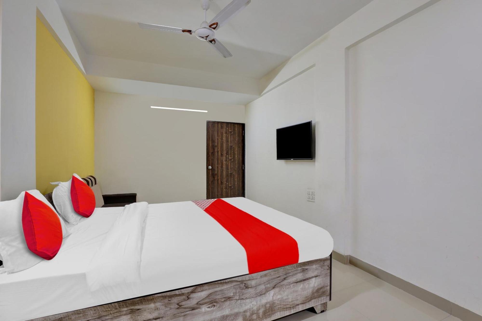 Fabhotel Relax Gandhinagar Ngoại thất bức ảnh