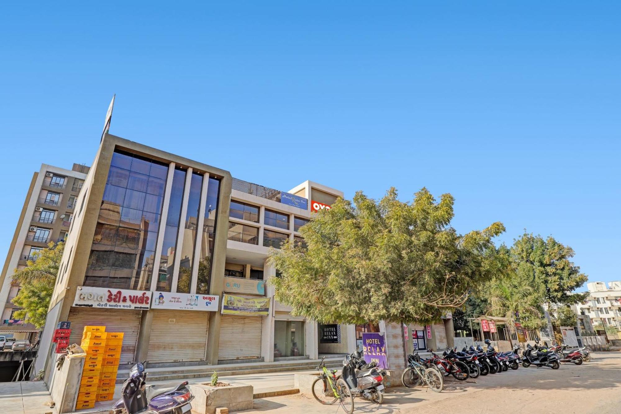 Fabhotel Relax Gandhinagar Ngoại thất bức ảnh