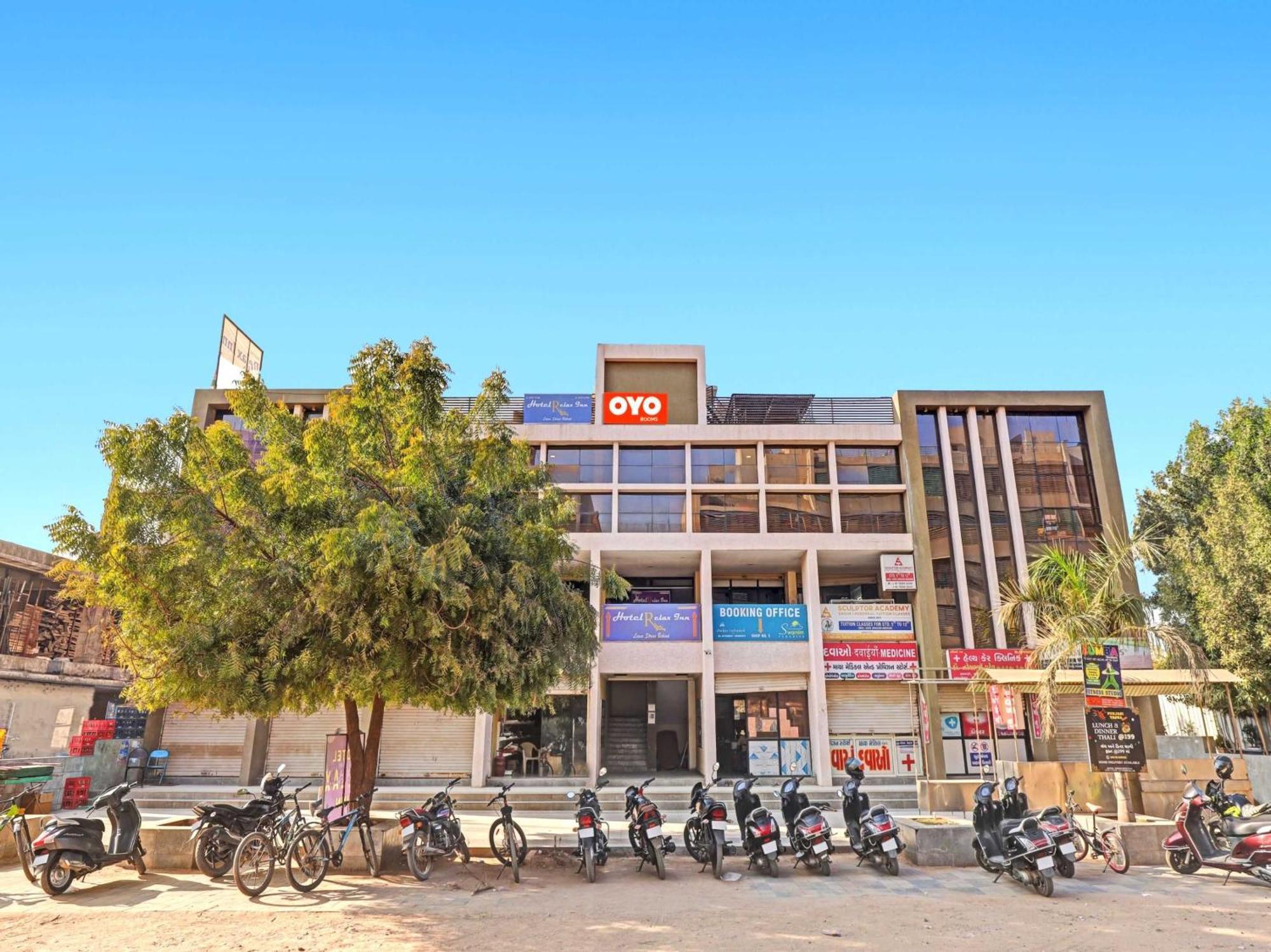 Fabhotel Relax Gandhinagar Ngoại thất bức ảnh