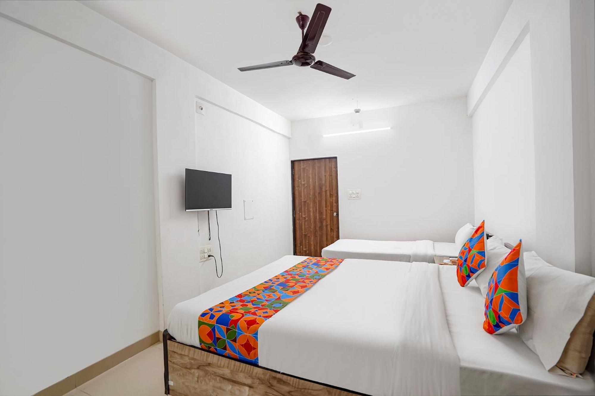 Fabhotel Relax Gandhinagar Ngoại thất bức ảnh